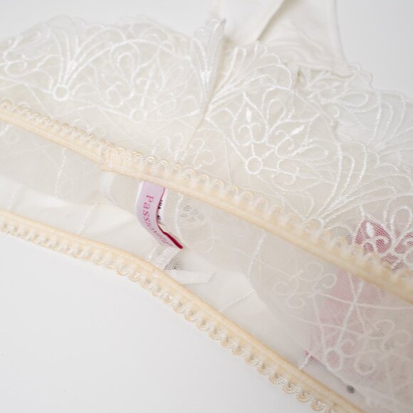Chantelle Passionata Lace Panty White Cheeky Embroidered Made in France - Picture 4 of 9